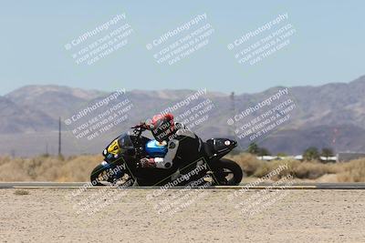 media/Apr-20-2025-CVMA (Sun) [[39090e8767]]/Race 11-500-350 Supersport (Holeshot)/